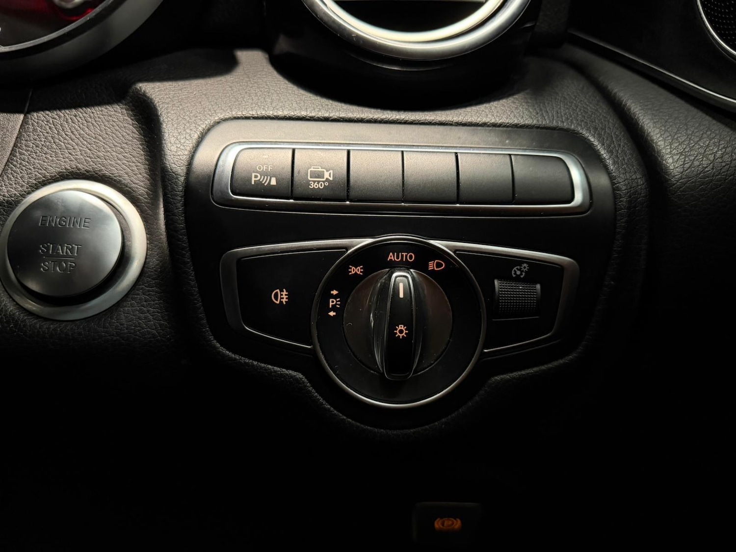 Used Mercedes-Benz GLC for sale - 77696855: Photo 25