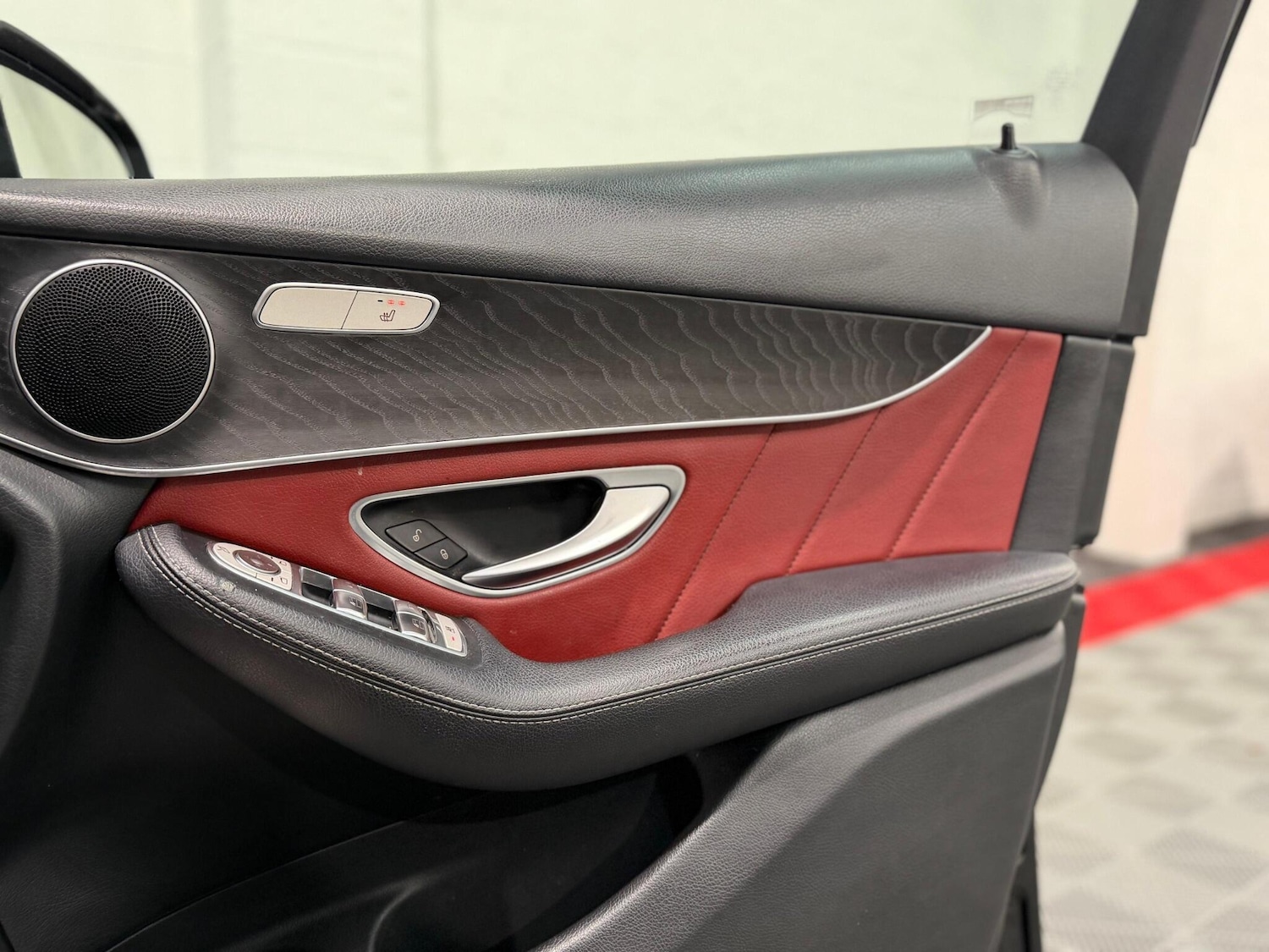 Used Mercedes-Benz GLC for sale - 77696855: Photo 28