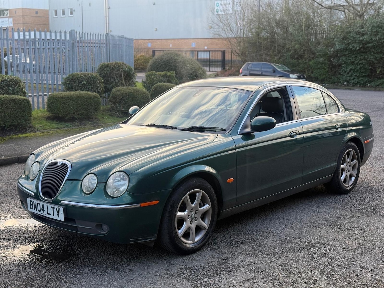 Used Jaguar S-Type 2004 for sale - 77351611: Photo 3