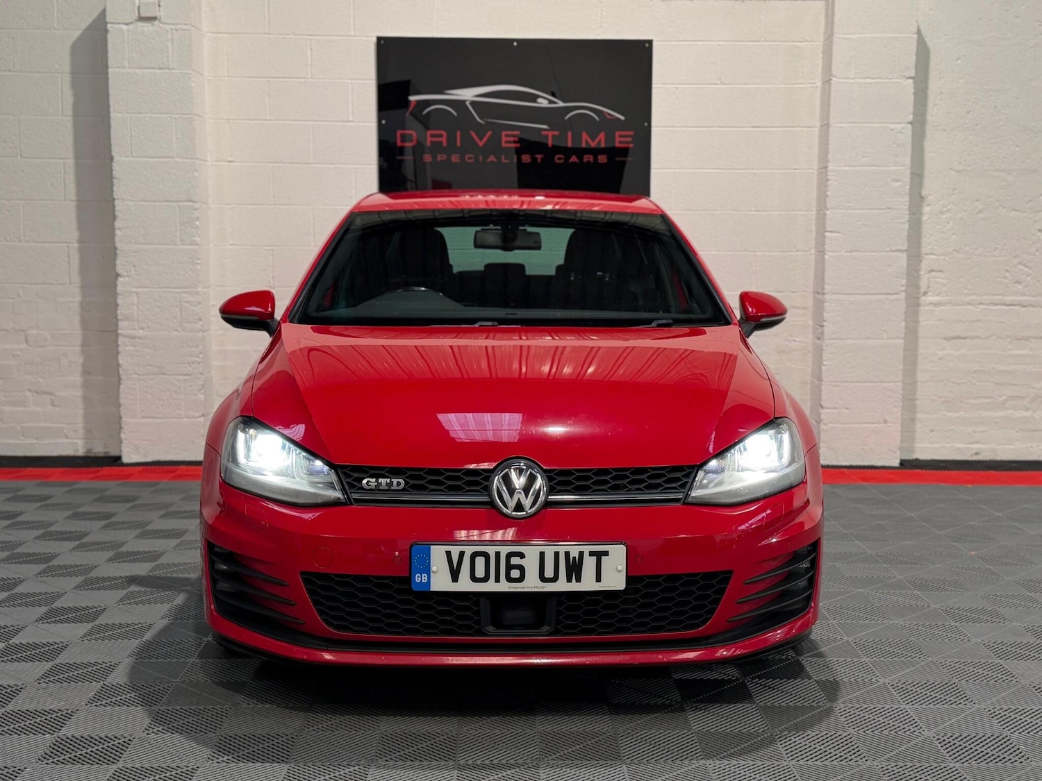 Used Volkswagen Golf for sale - 76700666: Photo 2