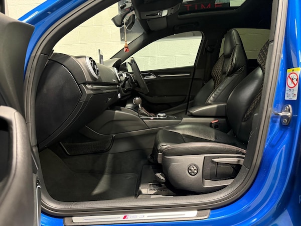 Used Audi RS3 2017 for sale - 76269757: Photo 43