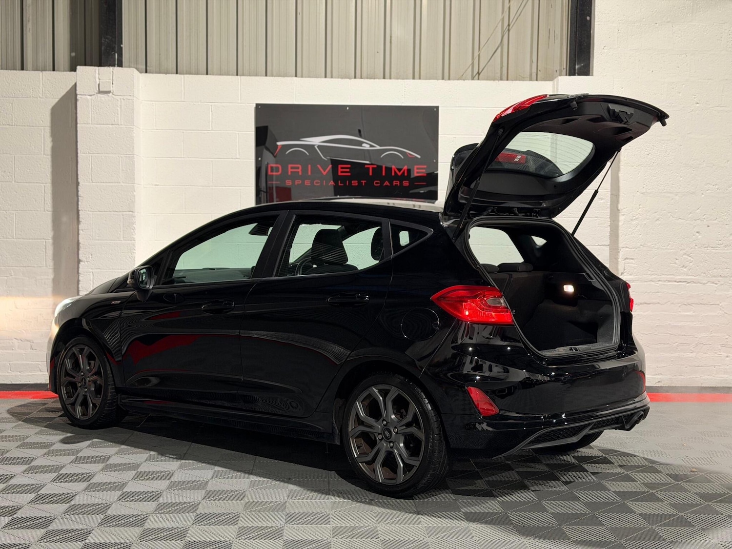 Used Ford Fiesta 2018 for sale - 78020112: Photo 3