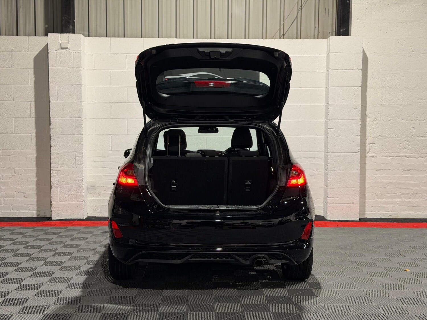 Used Ford Fiesta 2018 for sale - 78020112: Photo 35