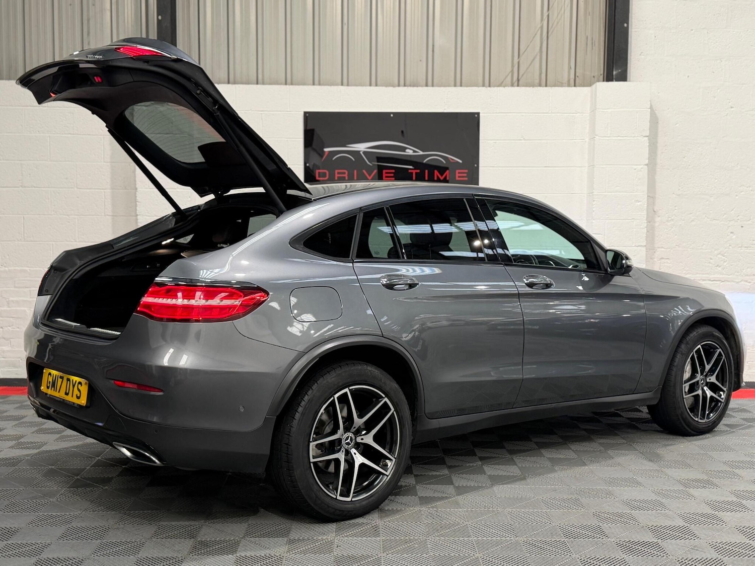 Used Mercedes-Benz GLC 2017 for sale - 77925604: Photo 12