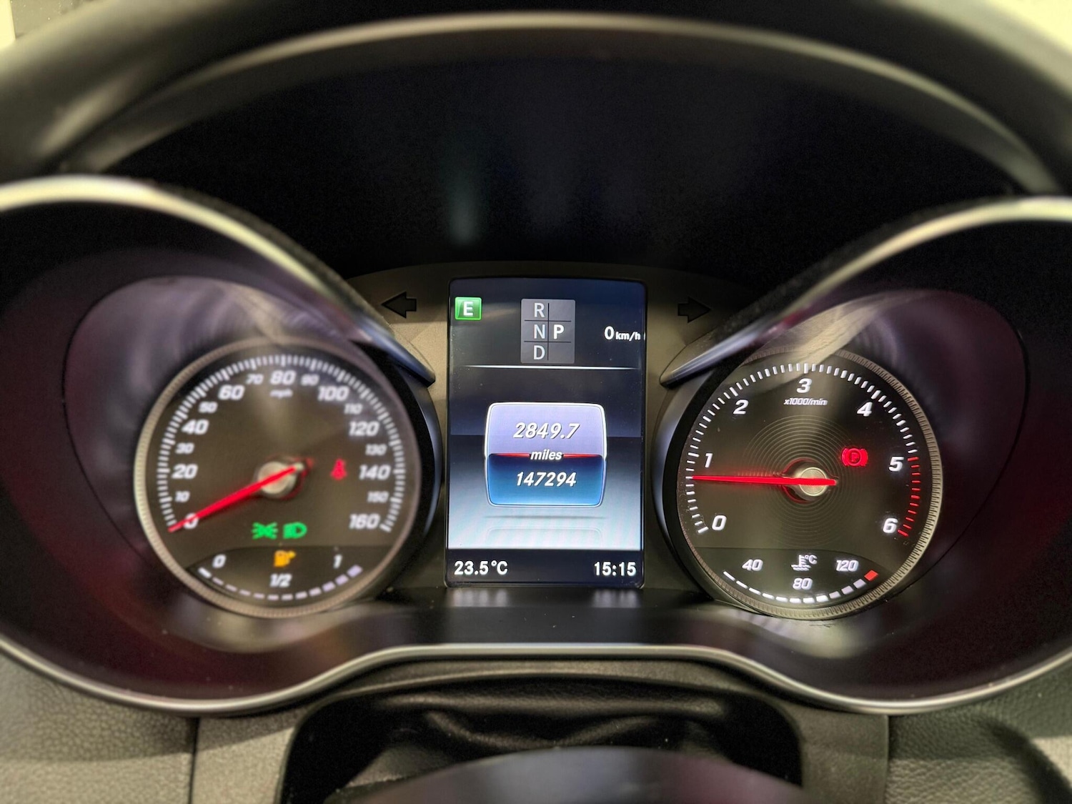 Used Mercedes-Benz GLC 2017 for sale - 77925604: Photo 29