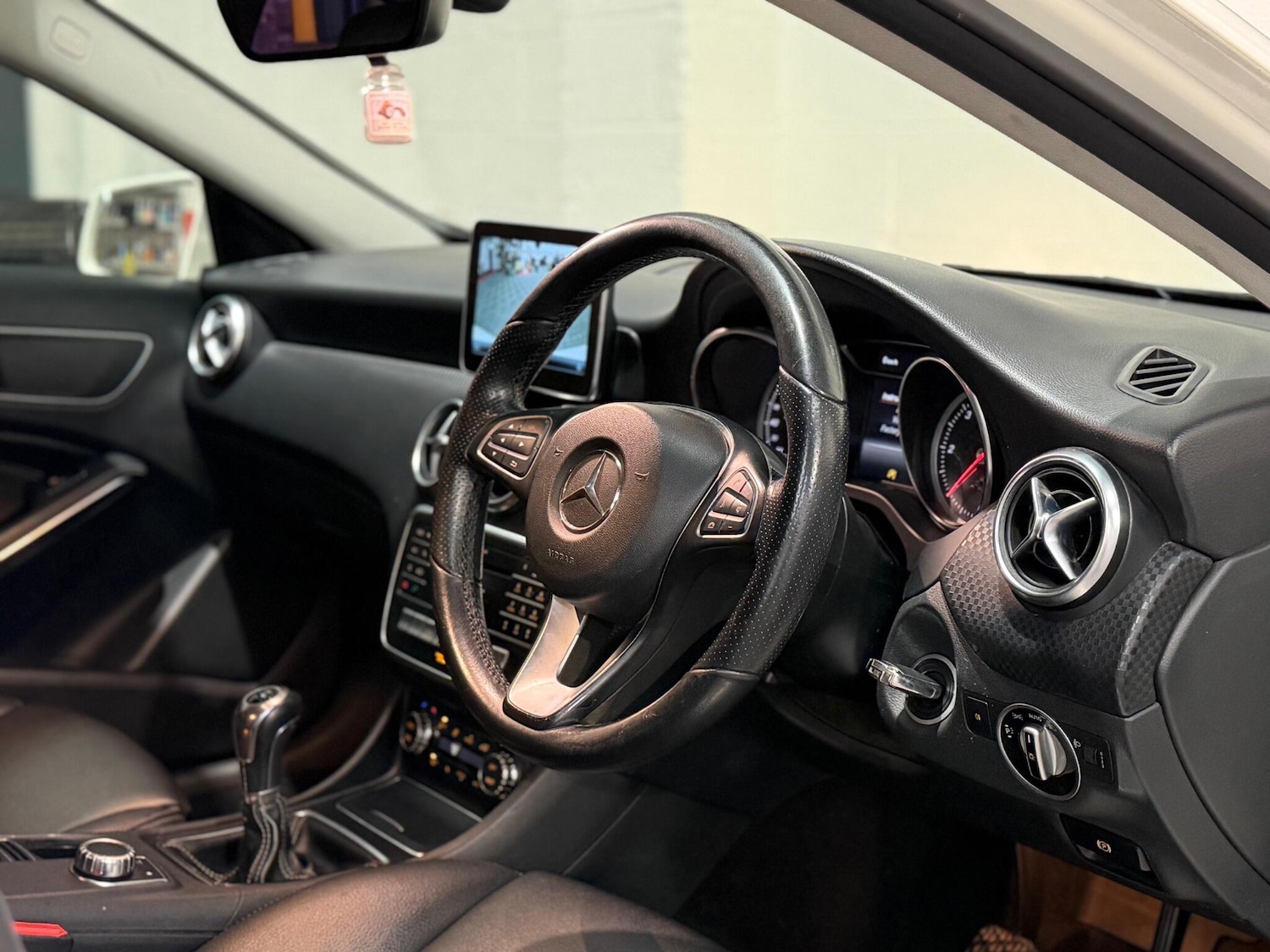 Used Mercedes-Benz A-Class 2016 for sale - 77550728: Photo 18