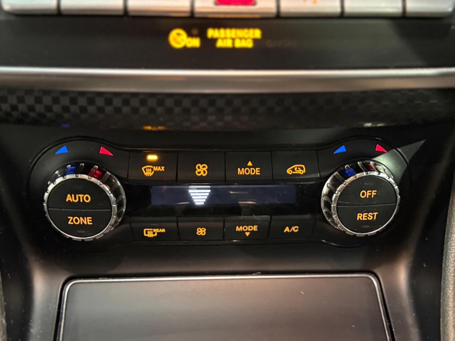 Used Mercedes-Benz A-Class 2016 for sale - 77550728: Photo 25