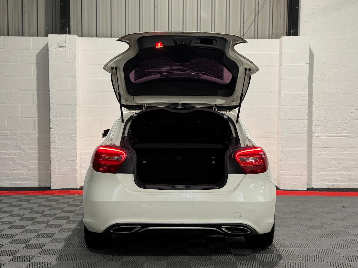 Used Mercedes-Benz A-Class 2016 for sale - 77550728: Photo 38