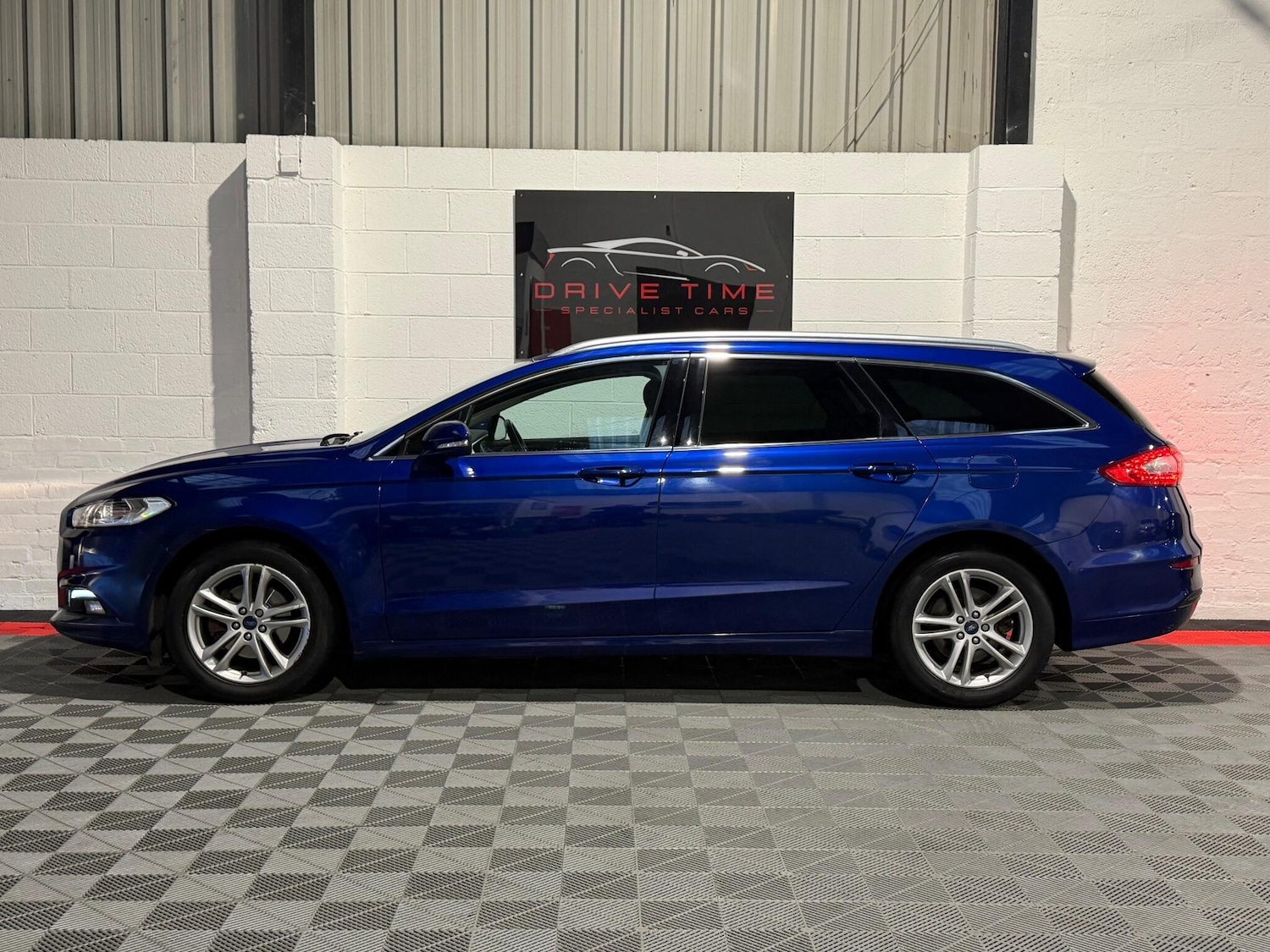 Used Ford Mondeo 2016 for sale - 77237742: Photo 2