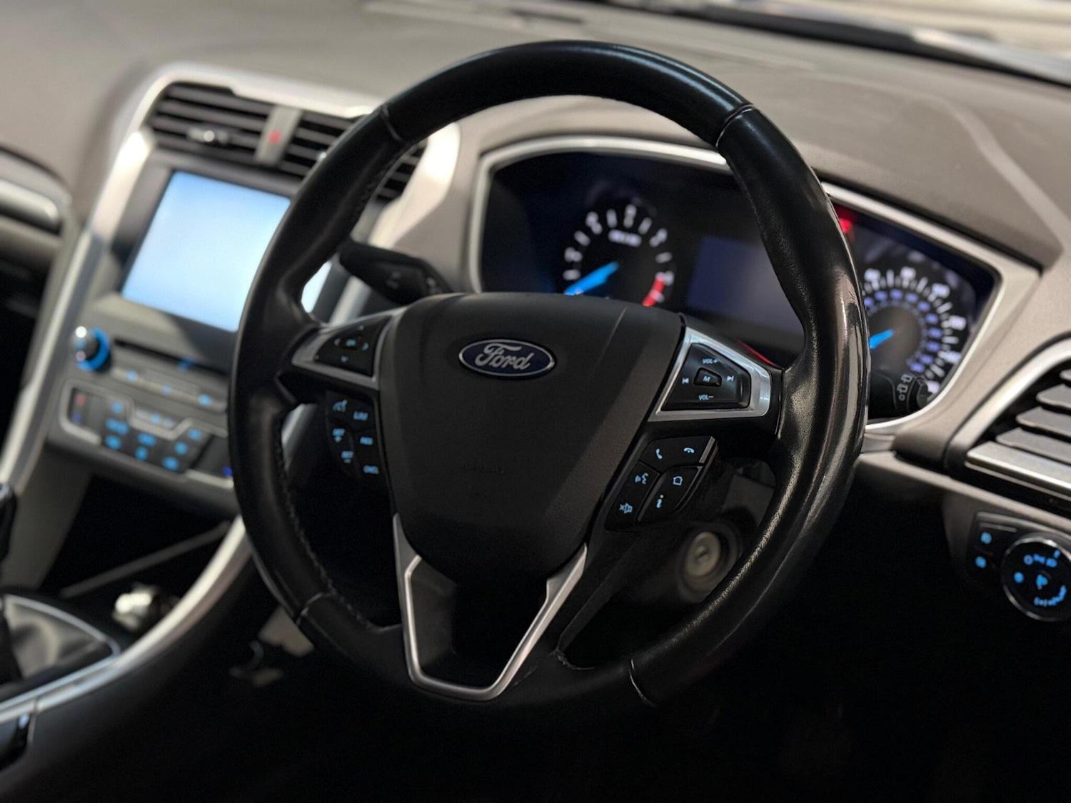 Used Ford Mondeo 2016 for sale - 77237742: Photo 20