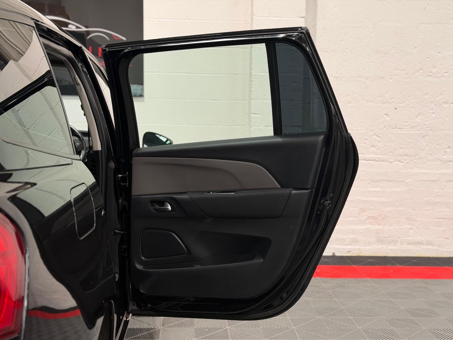 Used Citroen Grand C4 Picasso 2016 for sale - 78184162: Photo 23