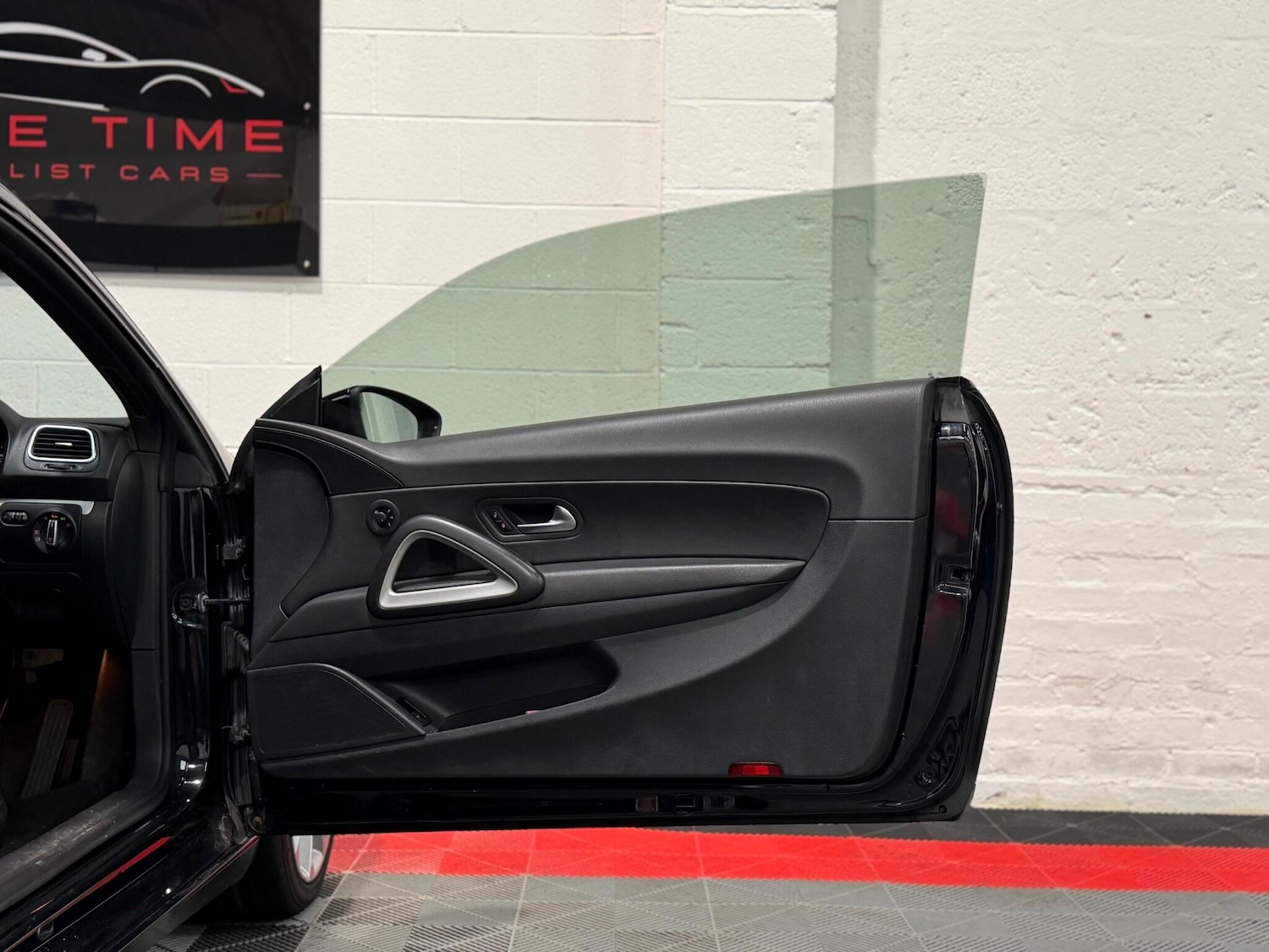 Used Volkswagen Scirocco for sale - 77684143: Photo 20