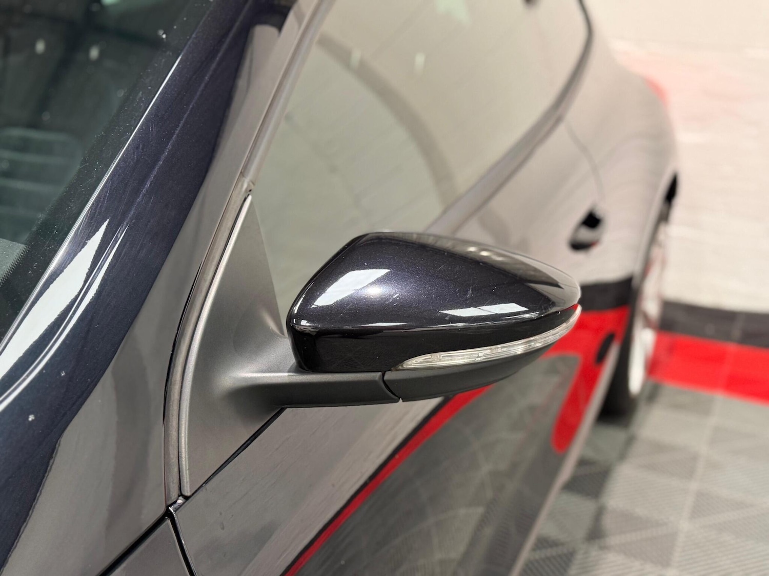 Used Volkswagen Scirocco for sale - 77684143: Photo 31