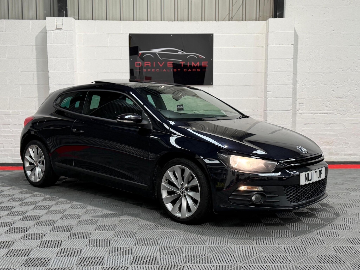 Used Volkswagen Scirocco for sale - 77684143: Photo 4