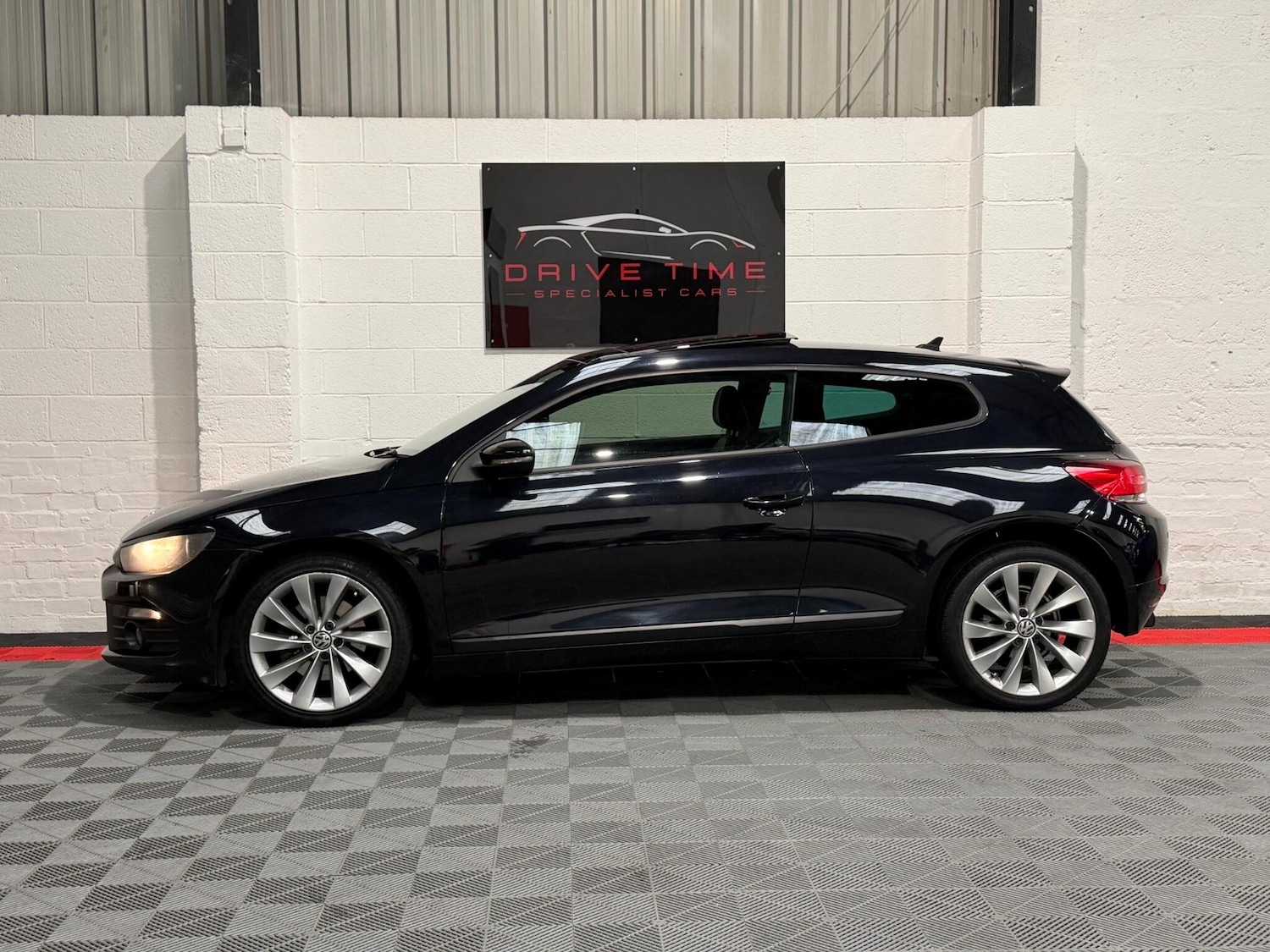 Used Volkswagen Scirocco for sale - 77684143: Photo 7