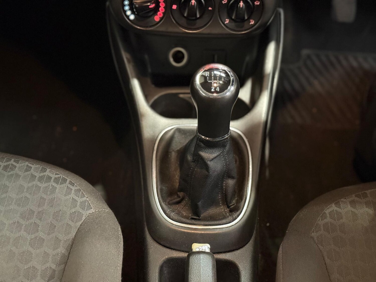 Used Vauxhall Corsa for sale - 77723984: Photo 11