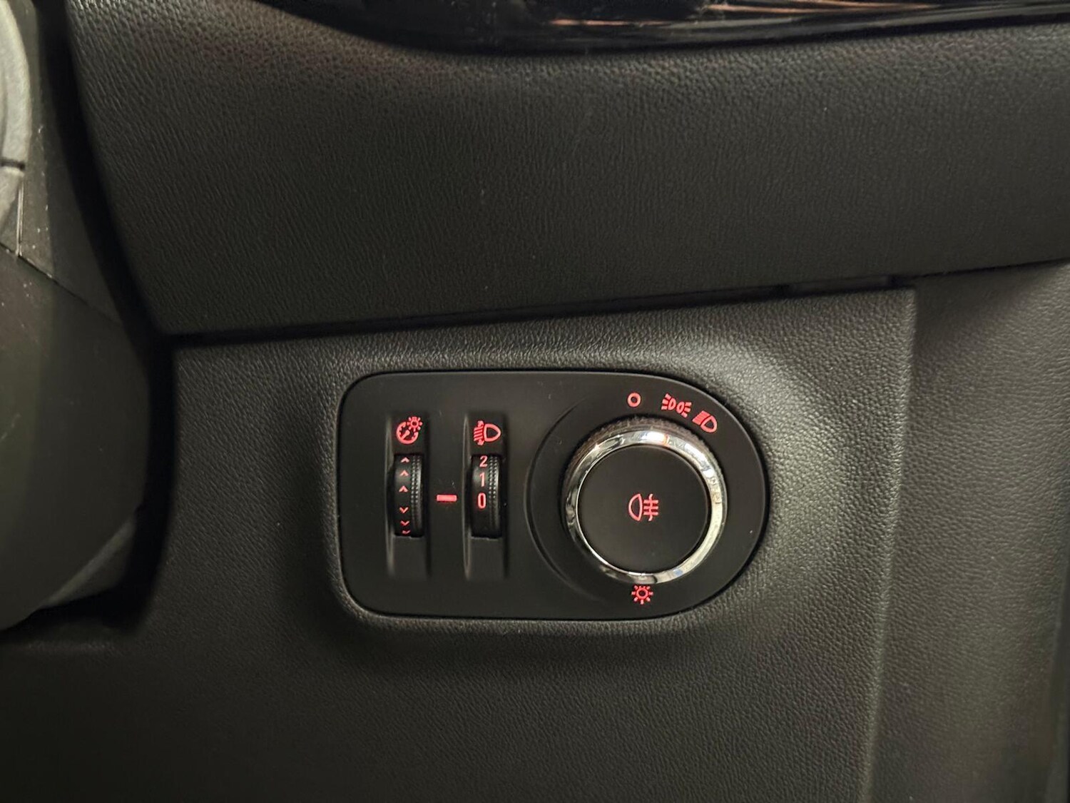 Used Vauxhall Corsa for sale - 77723984: Photo 16