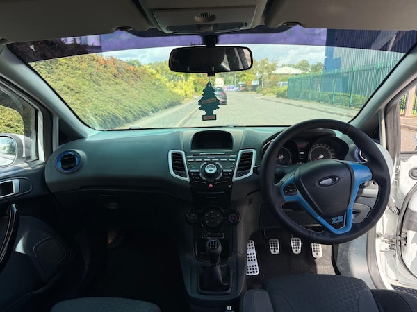 Used Ford Fiesta 2011 for sale - 76251017: Photo 11