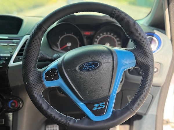 Used Ford Fiesta 2011 for sale - 76251017: Photo 23