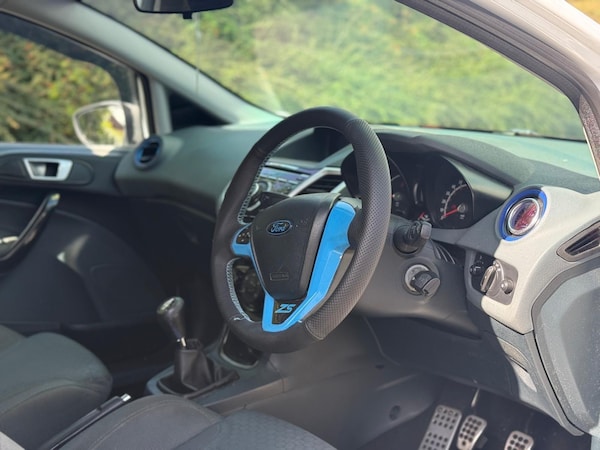 Used Ford Fiesta 2011 for sale - 76251017: Photo 27
