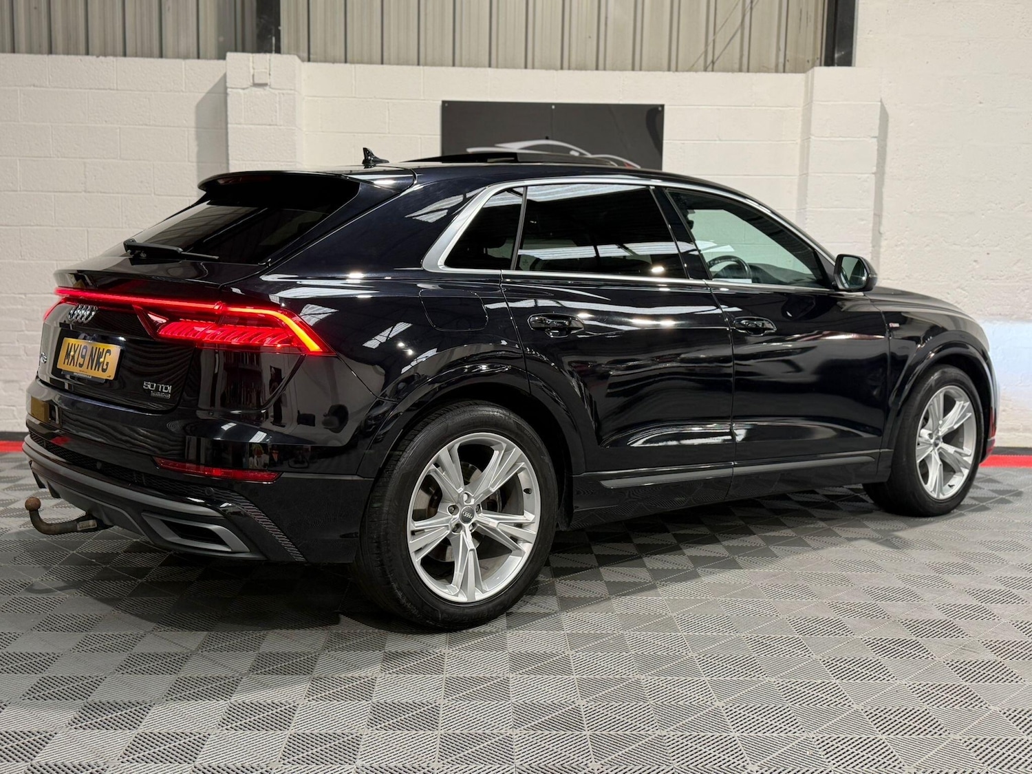 Used Audi Q8 2019 for sale - 78034851: Photo 14