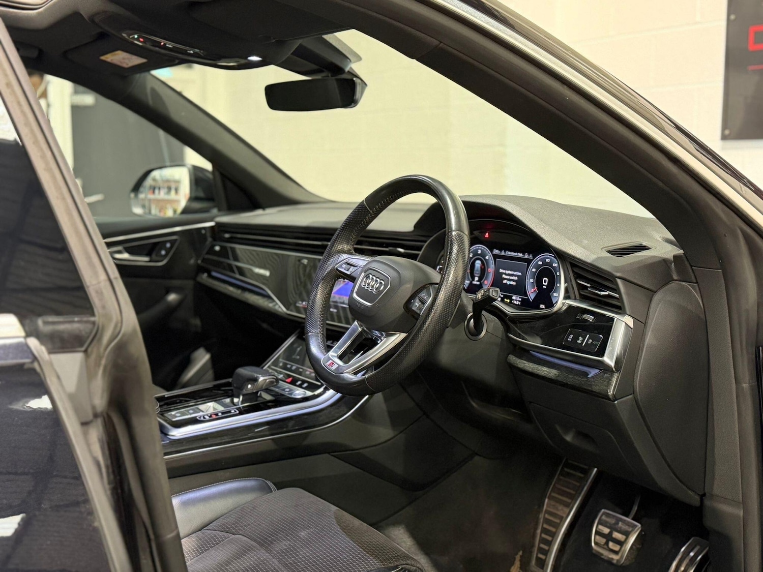 Used Audi Q8 2019 for sale - 78034851: Photo 17