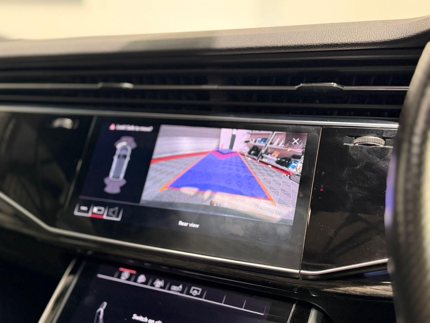 Used Audi Q8 2019 for sale - 78034851: Photo 30