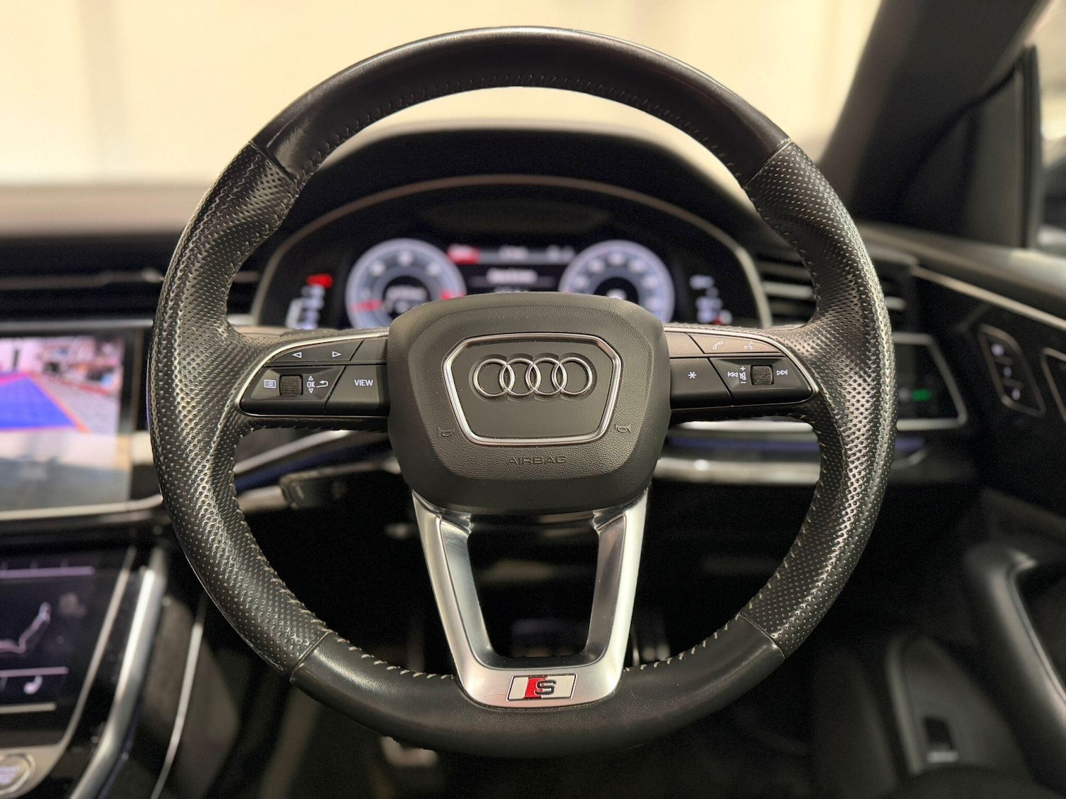 Used Audi Q8 2019 for sale - 78034851: Photo 39