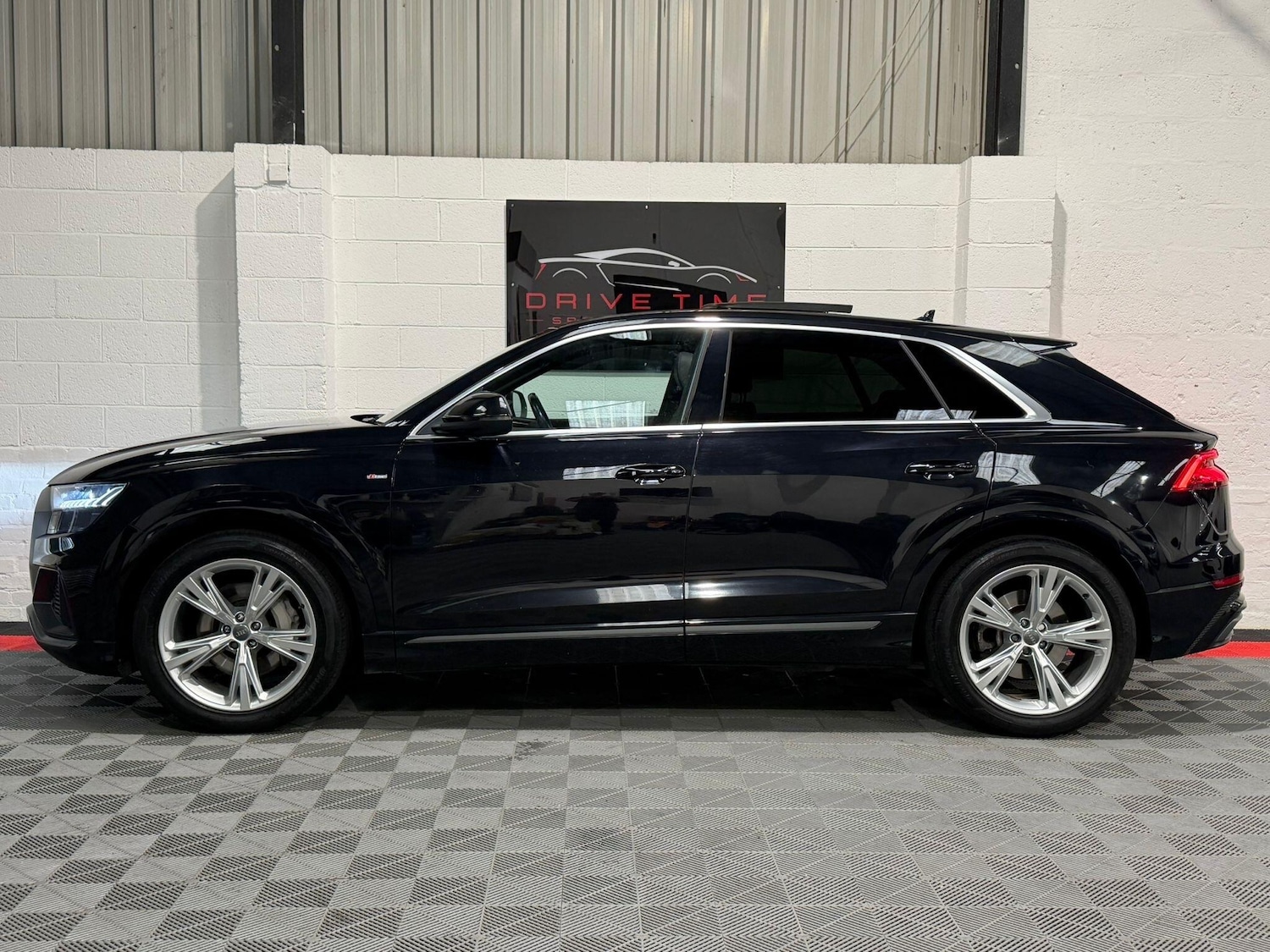 Used Audi Q8 2019 for sale - 78034851: Photo 9