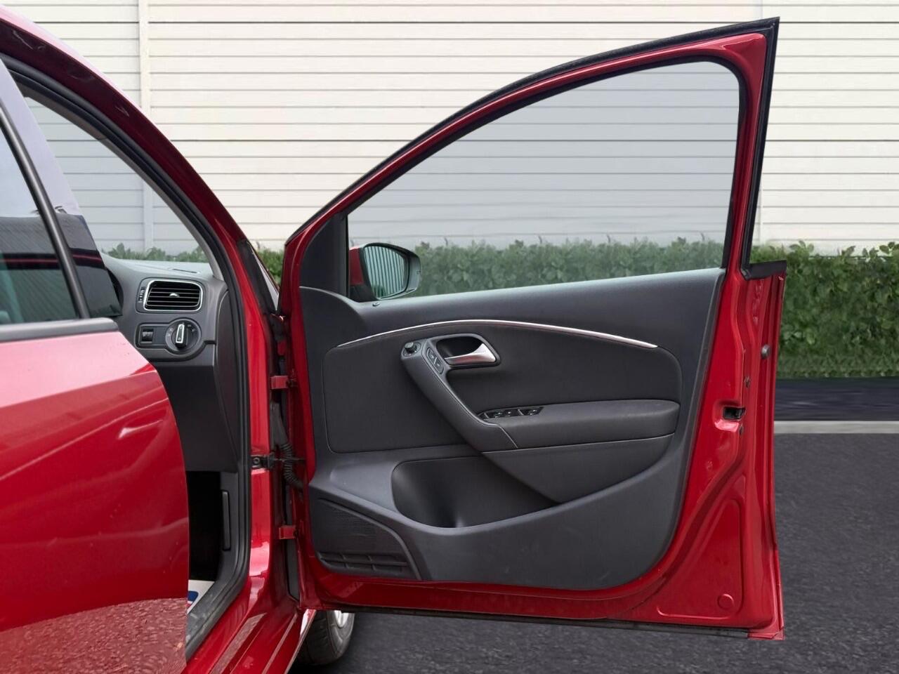 Used Volkswagen Polo for sale - 76561099: Photo 19