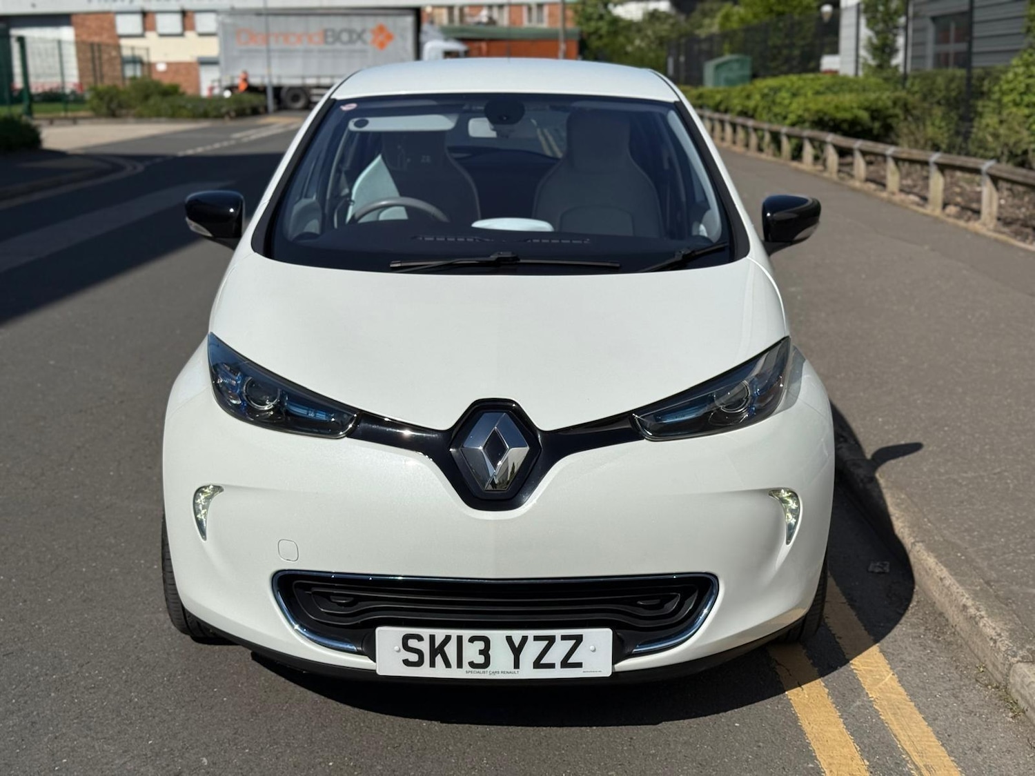 Used Renault Zoe for sale - 77255129: Photo 2
