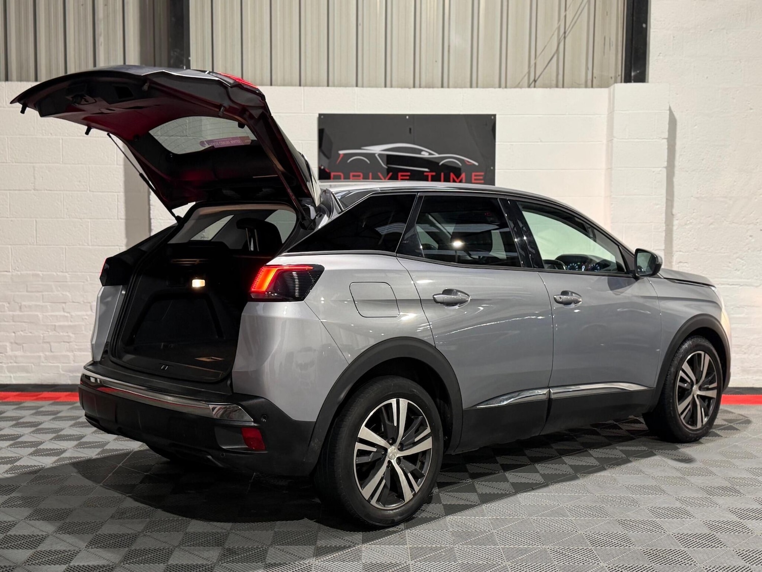 Used Peugeot 3008 2018 for sale - 77646635: Photo 12