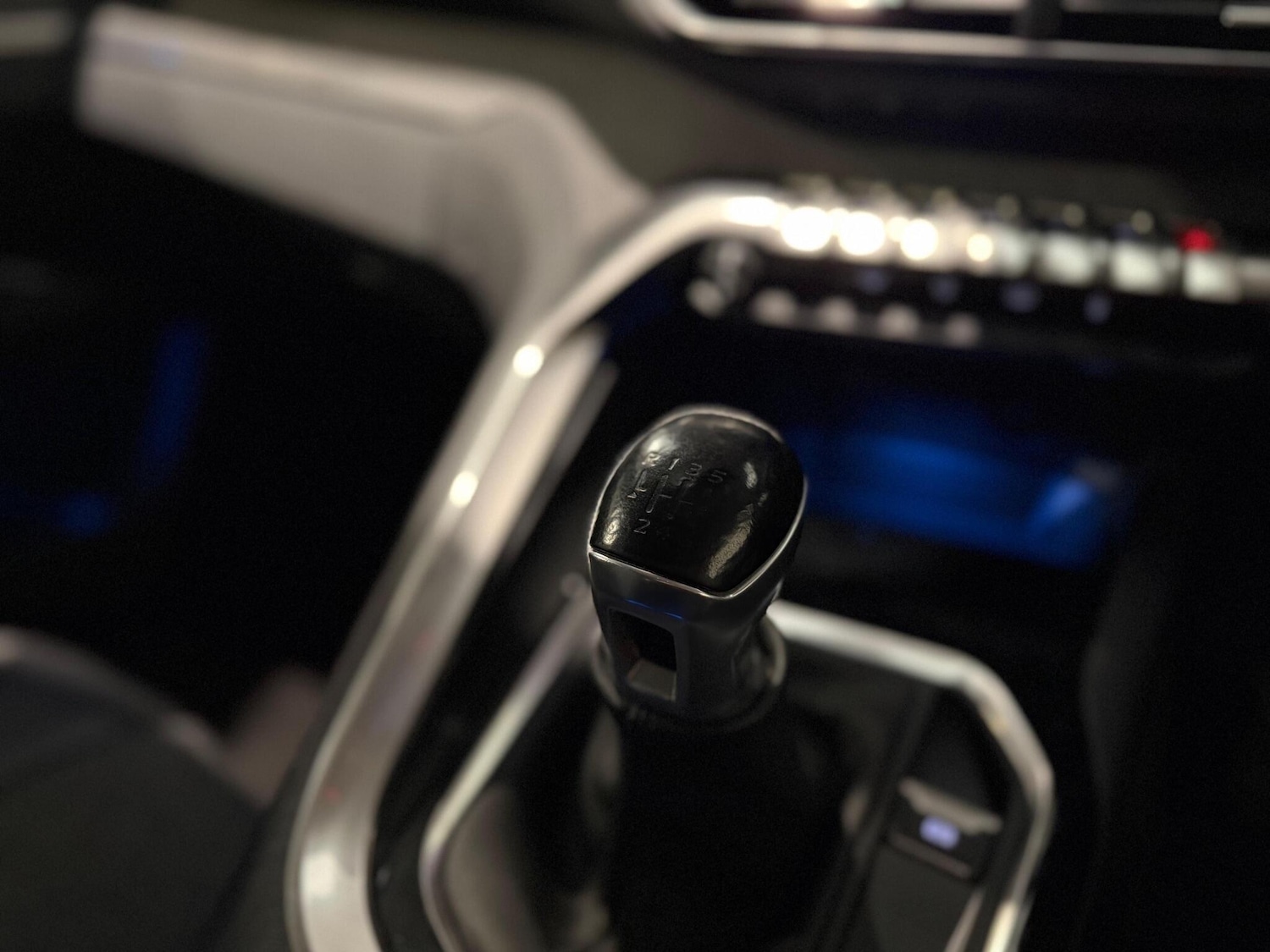 Used Peugeot 3008 2018 for sale - 77646635: Photo 17