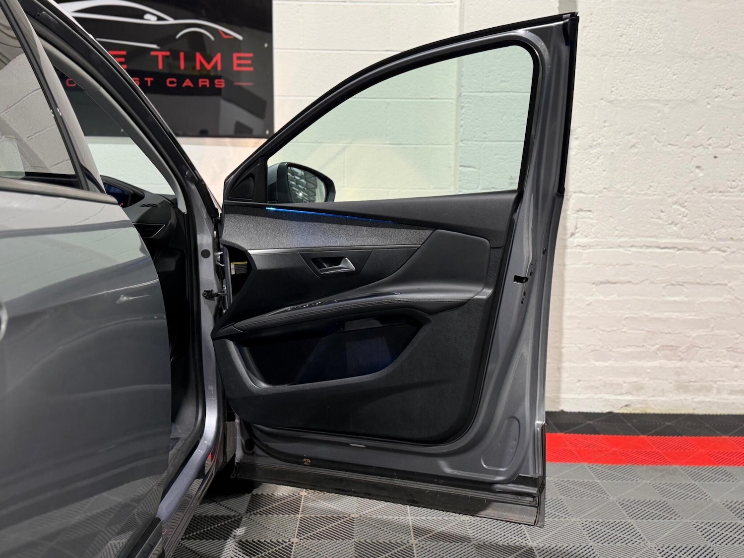 Used Peugeot 3008 2018 for sale - 77646635: Photo 24