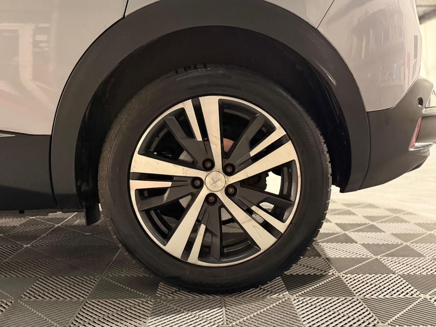 Used Peugeot 3008 2018 for sale - 77646635: Photo 26