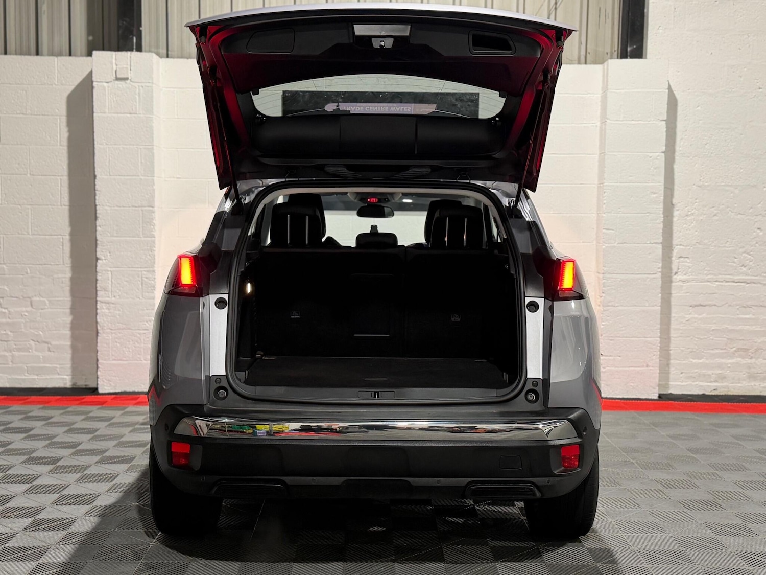 Used Peugeot 3008 2018 for sale - 77646635: Photo 32