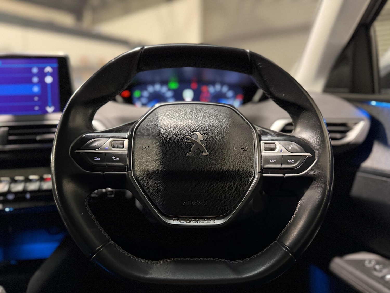 Used Peugeot 3008 2018 for sale - 77646635: Photo 33