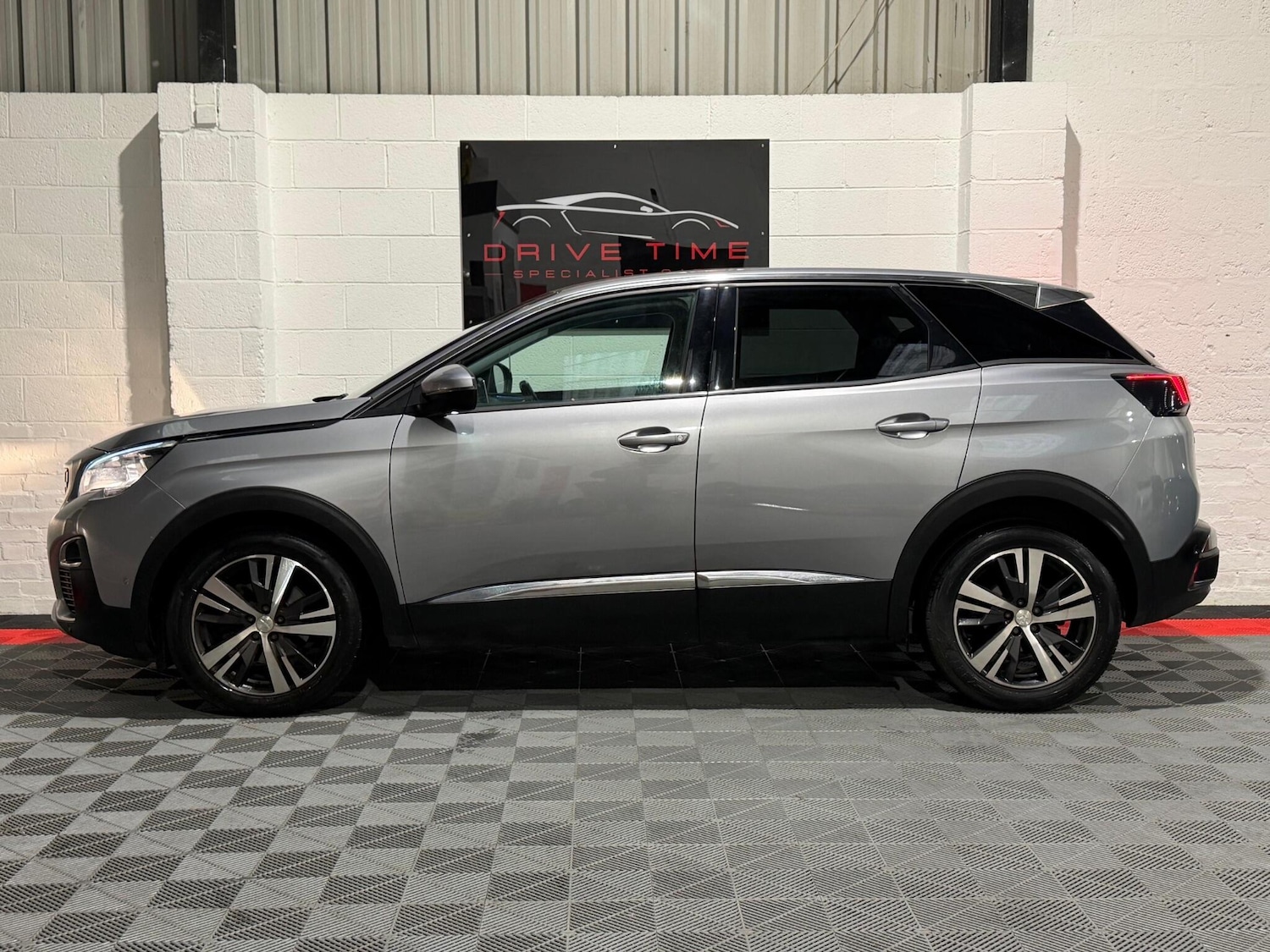 Used Peugeot 3008 2018 for sale - 77646635: Photo 8