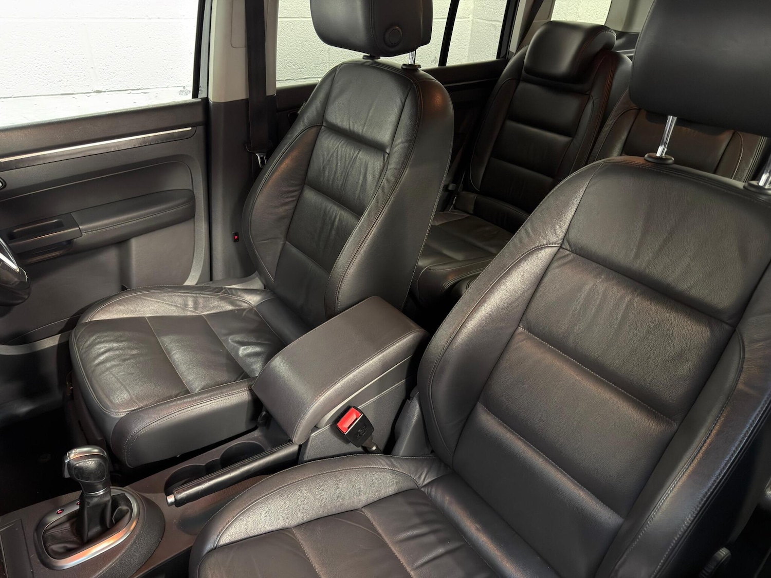 Used Volkswagen Touran for sale - 76727624: Photo 35