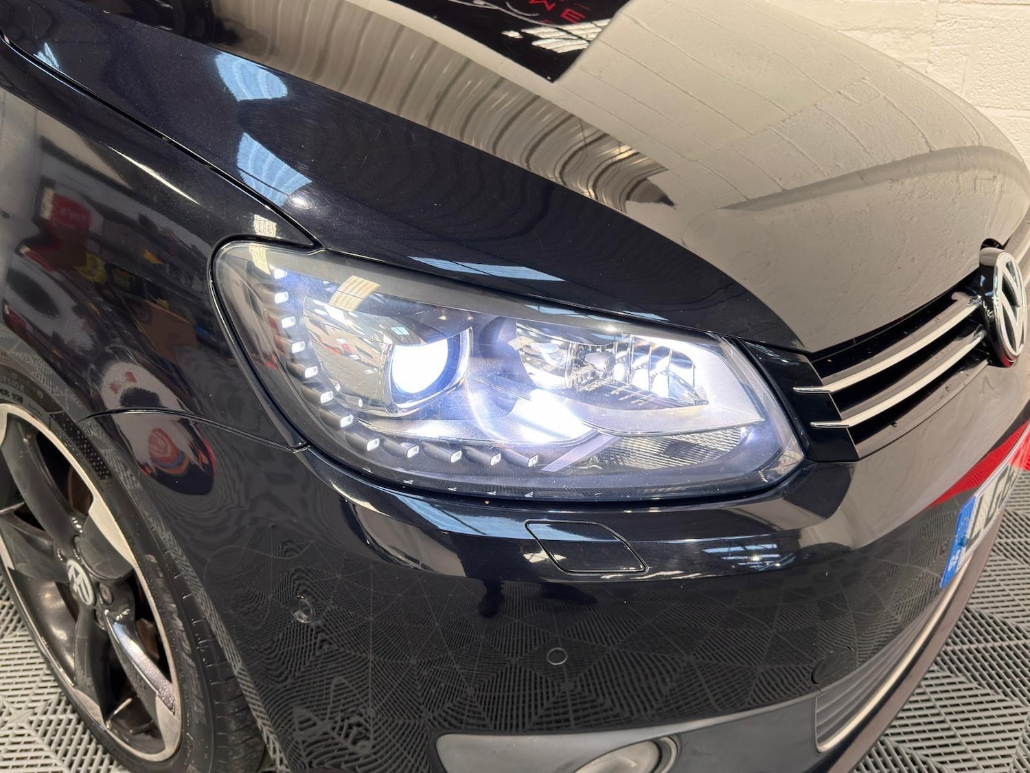 Used Volkswagen Touran for sale - 76727624: Photo 39