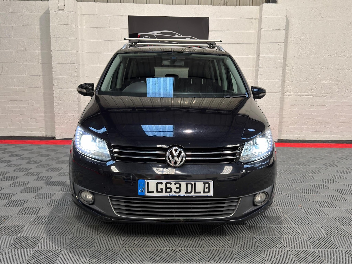 Used Volkswagen Touran for sale - 76727624: Photo 7