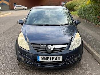 Used Vauxhall Corsa 2011 for sale - 76227068: Photo 2
