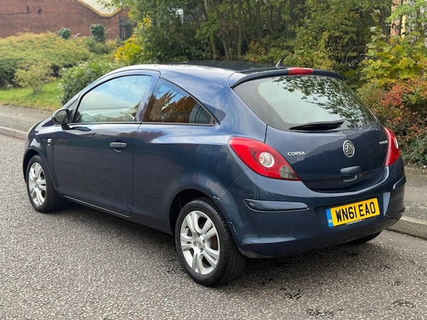 Used Vauxhall Corsa 2011 for sale - 76227068: Photo 4
