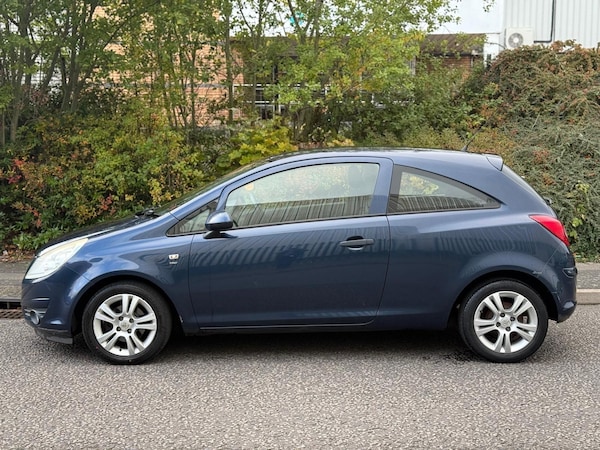 Used Vauxhall Corsa 2011 for sale - 76227068: Photo 5