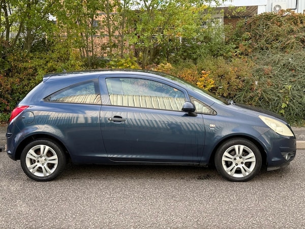 Used Vauxhall Corsa 2011 for sale - 76227068: Photo 8