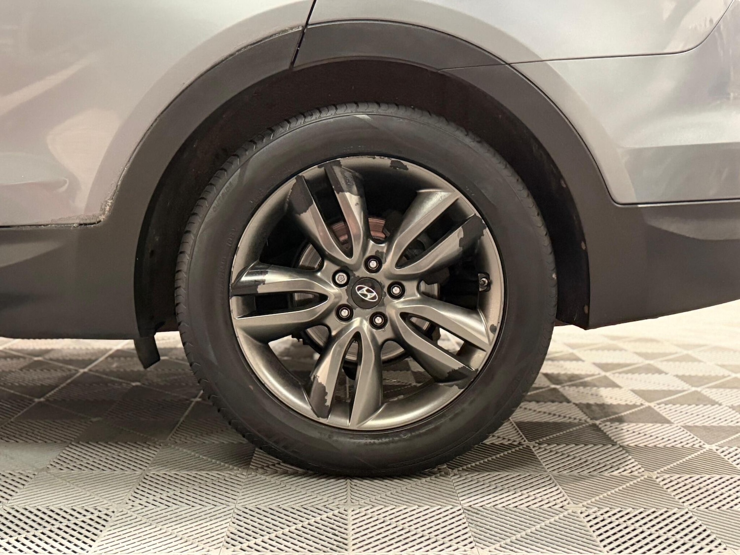 Used Hyundai Santa Fe 2014 for sale - 78127830: Photo 20