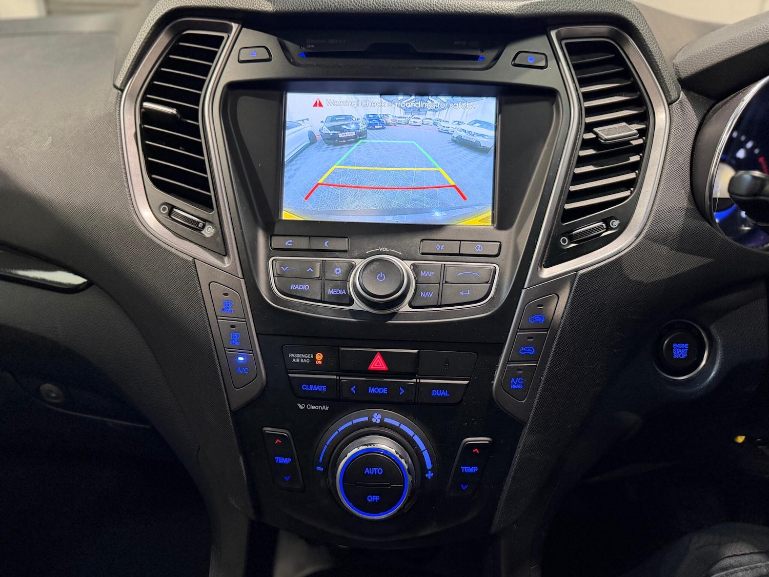 Used Hyundai Santa Fe 2014 for sale - 78127830: Photo 22