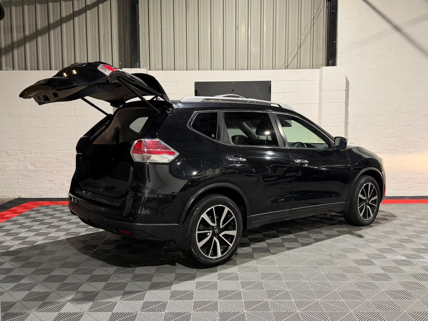 Used Nissan X-Trail 2017 for sale - 77131434: Photo 11