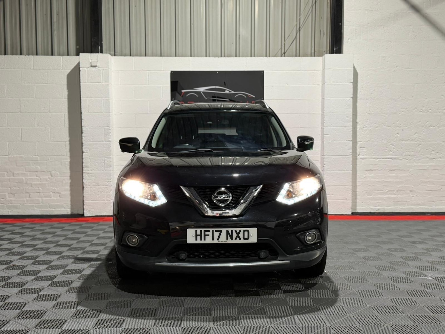 Used Nissan X-Trail 2017 for sale - 77131434: Photo 2