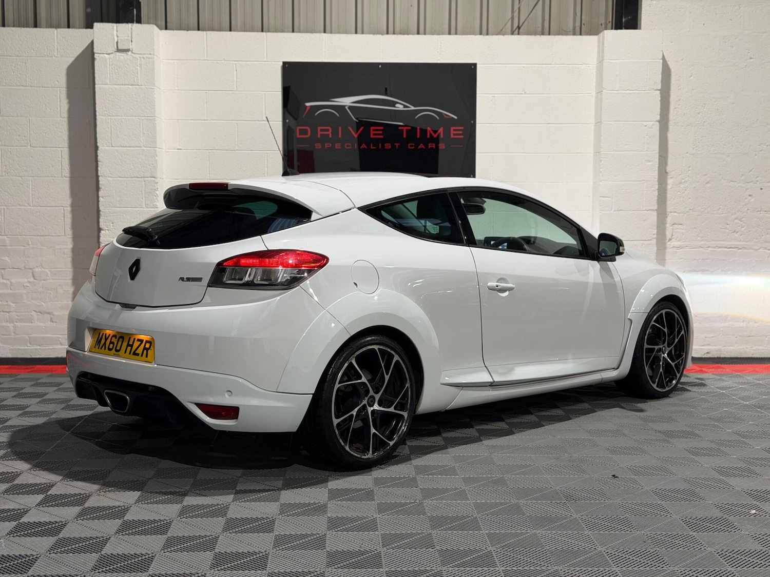 Used Renault Megane 2010 for sale - 76926174: Photo 11